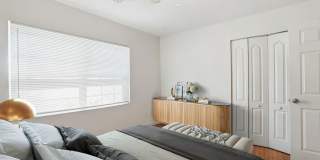 4 Bedroom House with Back Deck Gallery 17
