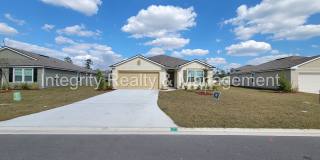 Newer 4 Br, 2 Bath home Gallery 16