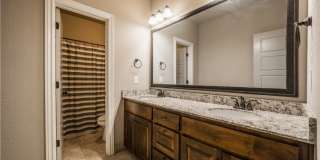 6101 W Woodbine Drive Gallery 7