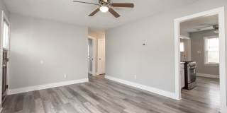 3 bedroom/1 bath Single House! Gallery 4