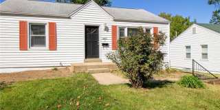 Adorable 2 bedroom home in Overland Gallery 1