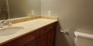 Spacious Midtown Condo with 2 Bedrooms, 2 Balconies & Internet Included! Gallery 17