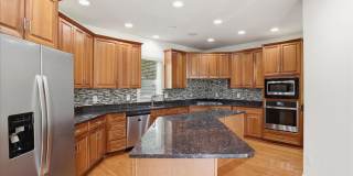 23059 BRONSTEIN Lane Gallery 24