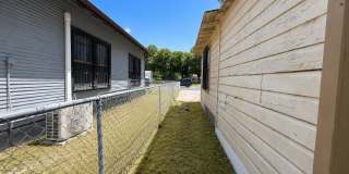 1817 San Luis Street - 2 Gallery 13