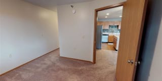 Oxbow Park Apartments Gallery 38