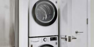 220 E 70th St Gallery 7