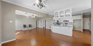 8617 Jonquil Gallery 9