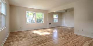 Spacious 3 Bedroom Townhome in Cedar Hills! Gallery 1