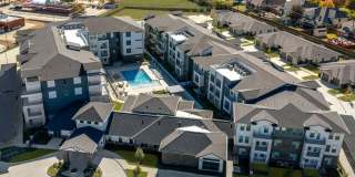Luxe at Matlock - Senior Housing Gallery 13