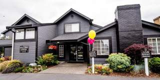 The Lucent Gallery 28