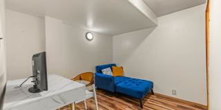 Charming 1-Bedroom Basement Apartment in the Heart of Tacoma – Furnished Option Available! Charming 1-Bedroom Basement Apartment in the Heart of Tacoma – Furnished Option Available! Gallery 7