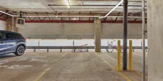 321 S Sangamon Street Gallery 15