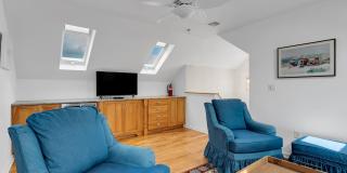 109 Salem Avenue Gallery 60