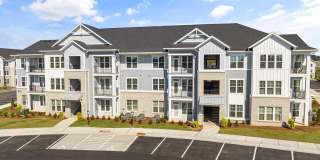 The Lindley at Grove 98 Gallery 54