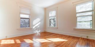 557 S Grant Avenue Gallery 34