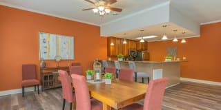 Pebble Creek Apartments Gallery 8