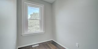 82 T Street NW Gallery 26