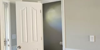 5817 Fox Point Circle Gallery 9