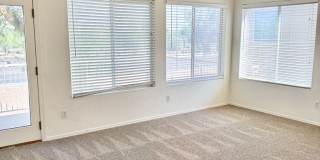 4 Bedroom 3 Bathroom Home in Surprise! Has Loft & Additional Office/Den! Gallery 26