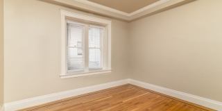 1369 Hyde Gallery 5