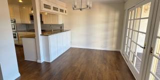 Scenic Cul-de-Sac Living with Stunning Mountain Views Gallery 13