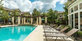 Edgewater Apartments Gallery 1