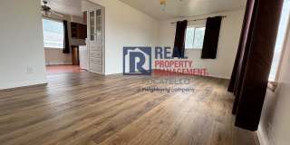 4 bedroom 2 bath - 1 Car Detached Garage - Small dog negotiable Gallery 4