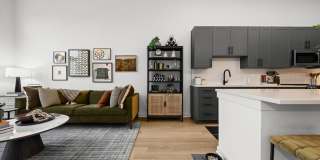 704 at the Quarter Gallery 39