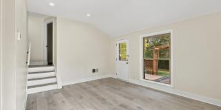 2637 Whitewood Street Gallery 1