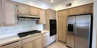 3bd/3ba Town Home In A Quiet Gated Housing Community! A Must See! Gallery 6