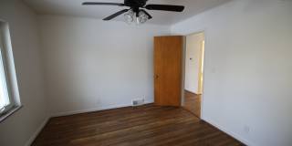 3191 East Broad Street Gallery 16