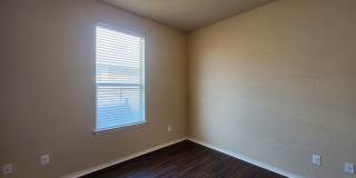 Wood Like Tile Flooring & Vinyl Plank - No Carpet / 1 Story Unit/ Fenced in Yard / Interior Washer Dryer Connections / CISD Gallery 19