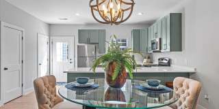 Room in 3 Bedroom Townhome at St James St NW Gallery 5