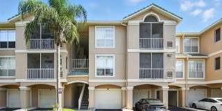 5304 BAY CLUB CIRCLE Gallery 1