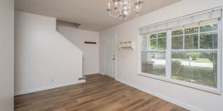 **BE THE LUCKY ONE TO LIVE IN THIS UPDATED NASHVILLE/ BELLEVUE HOME** Gallery 18