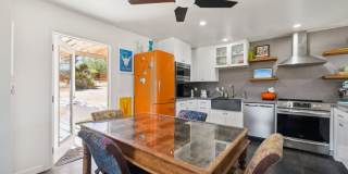 3 Bedroom 1.5 Bath Modern Farmhouse near JT National Park * MOVE IN SPECIAL* Gallery 11