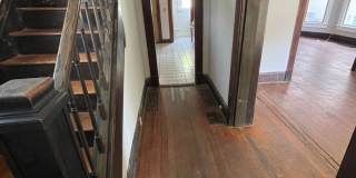 4 bedroom 2 full bath House Gallery 17