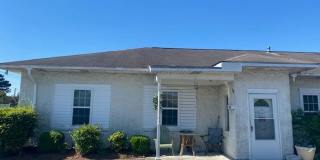 Renovated 2 bedroom Apartment Gallery 1