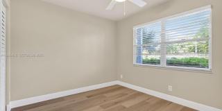 12500 SW 5th Ct Gallery 11