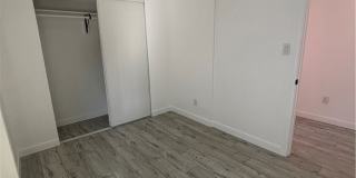 5325 Latham Gallery 6