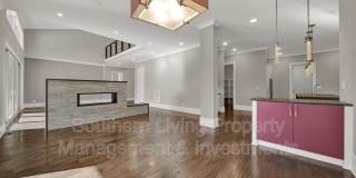 2011 Sharon Ave Gallery 9