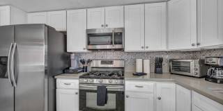 3 Bed FULLY FURNISHED Pool Home Gallery 34