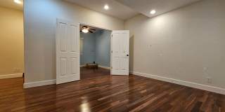 Stunning Townhouse in the desirable Watermark Gallery 20