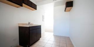 701 N Lotus Ave Gallery 22