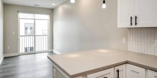 Artisan on 39th Gallery 50