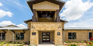 Legacy Creekside Apartments Gallery 1