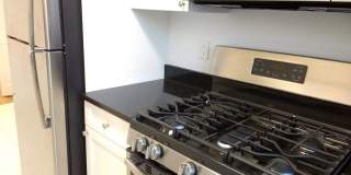 Brookline 2 Bedroom – Heat & Hot Water Included – 755 Sq Ft Gallery 7