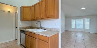 Northeast El Paso 2 bed Refrig A/C Duplex Gallery 11