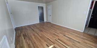 3210 Ellwood Ave Gallery 9