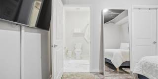 923 Peachtree Street NE Gallery 10